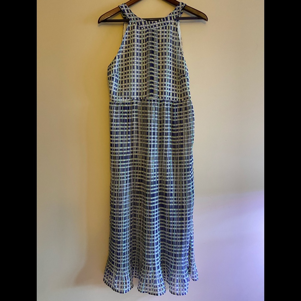 Mid Length Dress!!